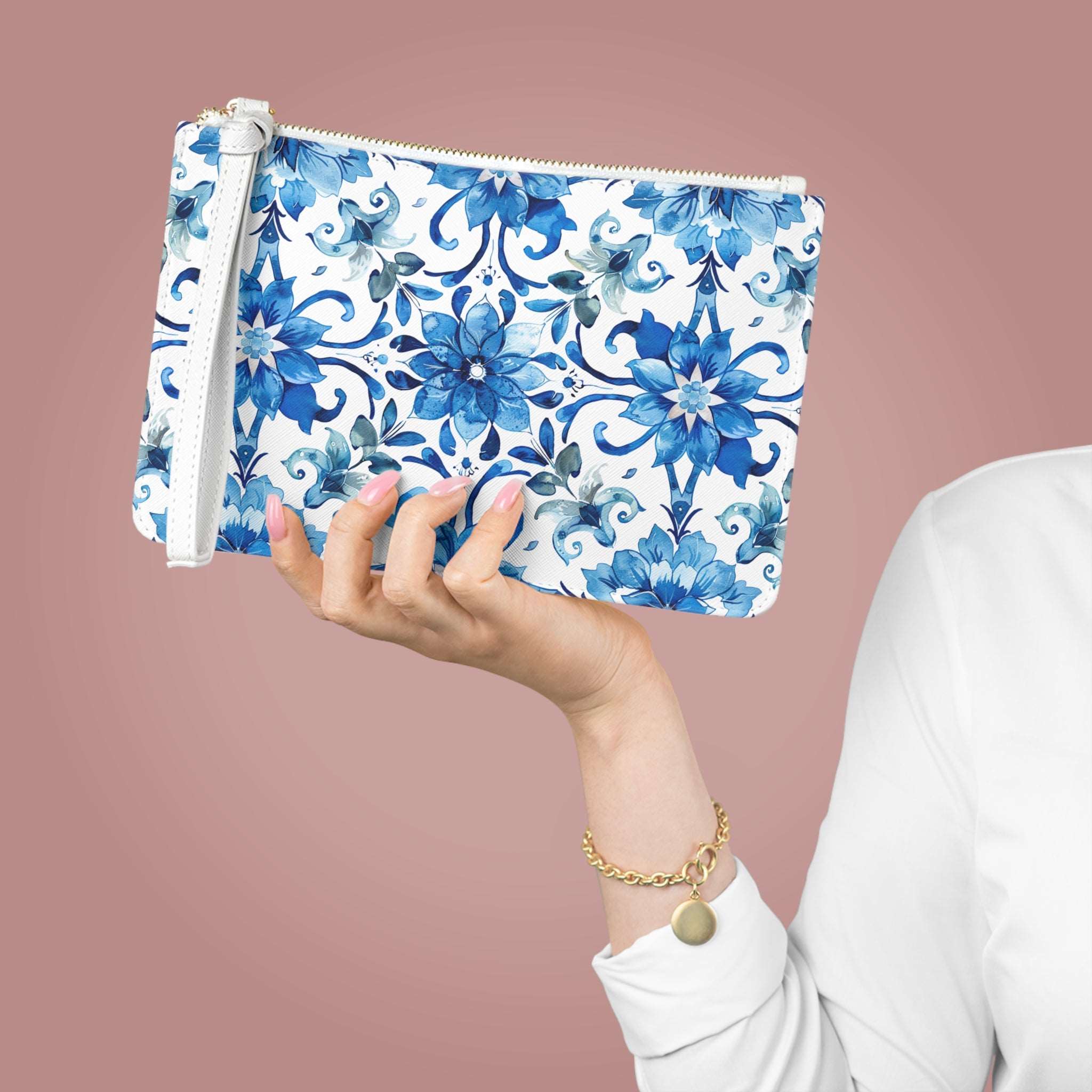 Blue Floral I Clutch Bag One size